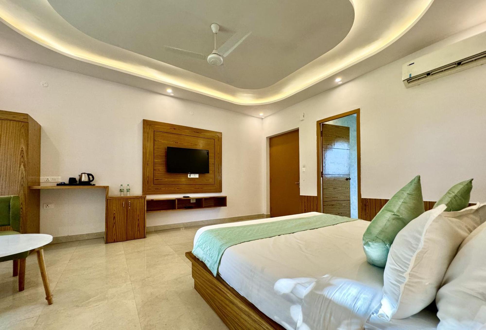The White Oak Corbett Spa & Resort Рамнагар Екстериор снимка