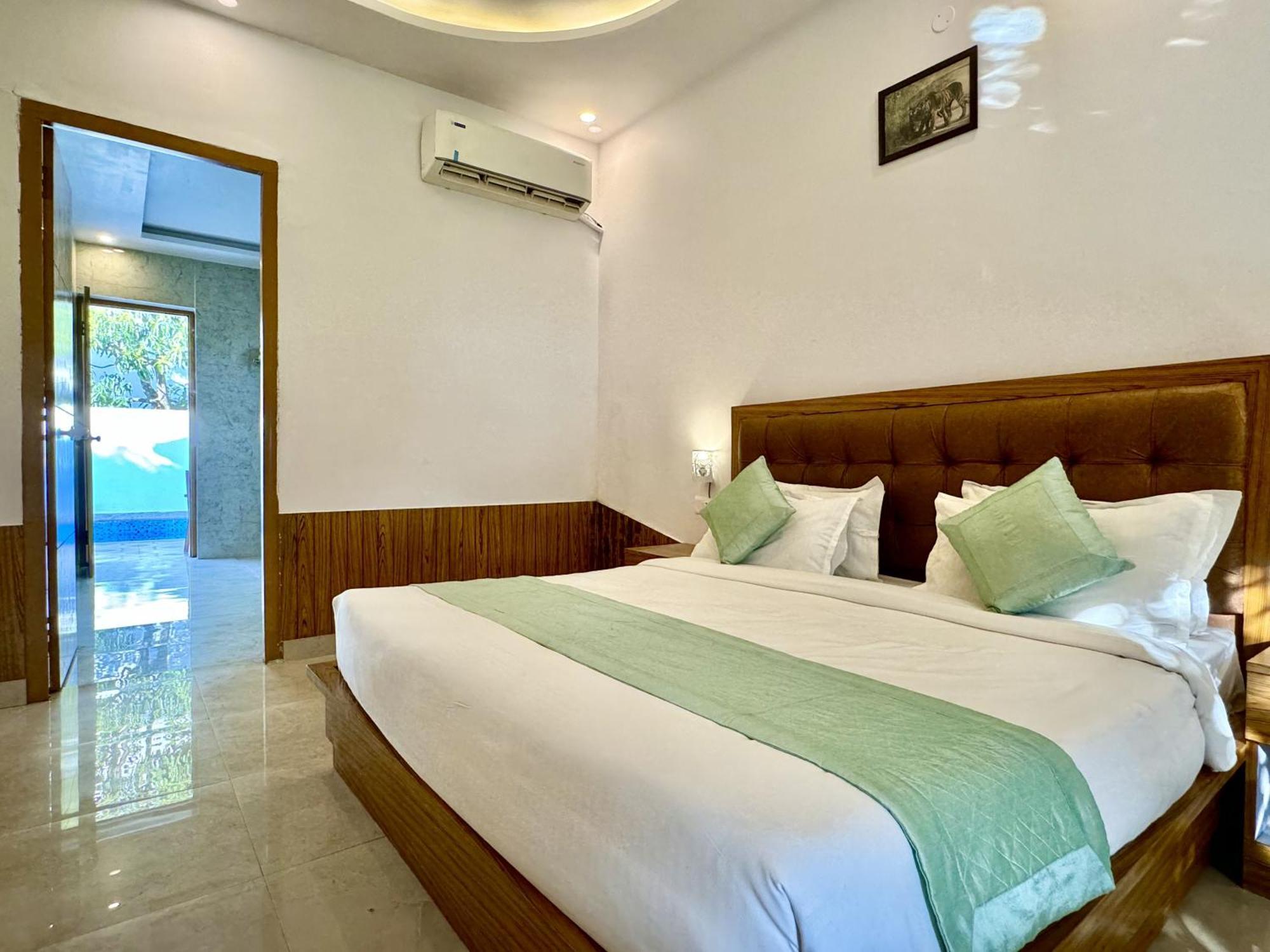 The White Oak Corbett Spa & Resort Рамнагар Екстериор снимка