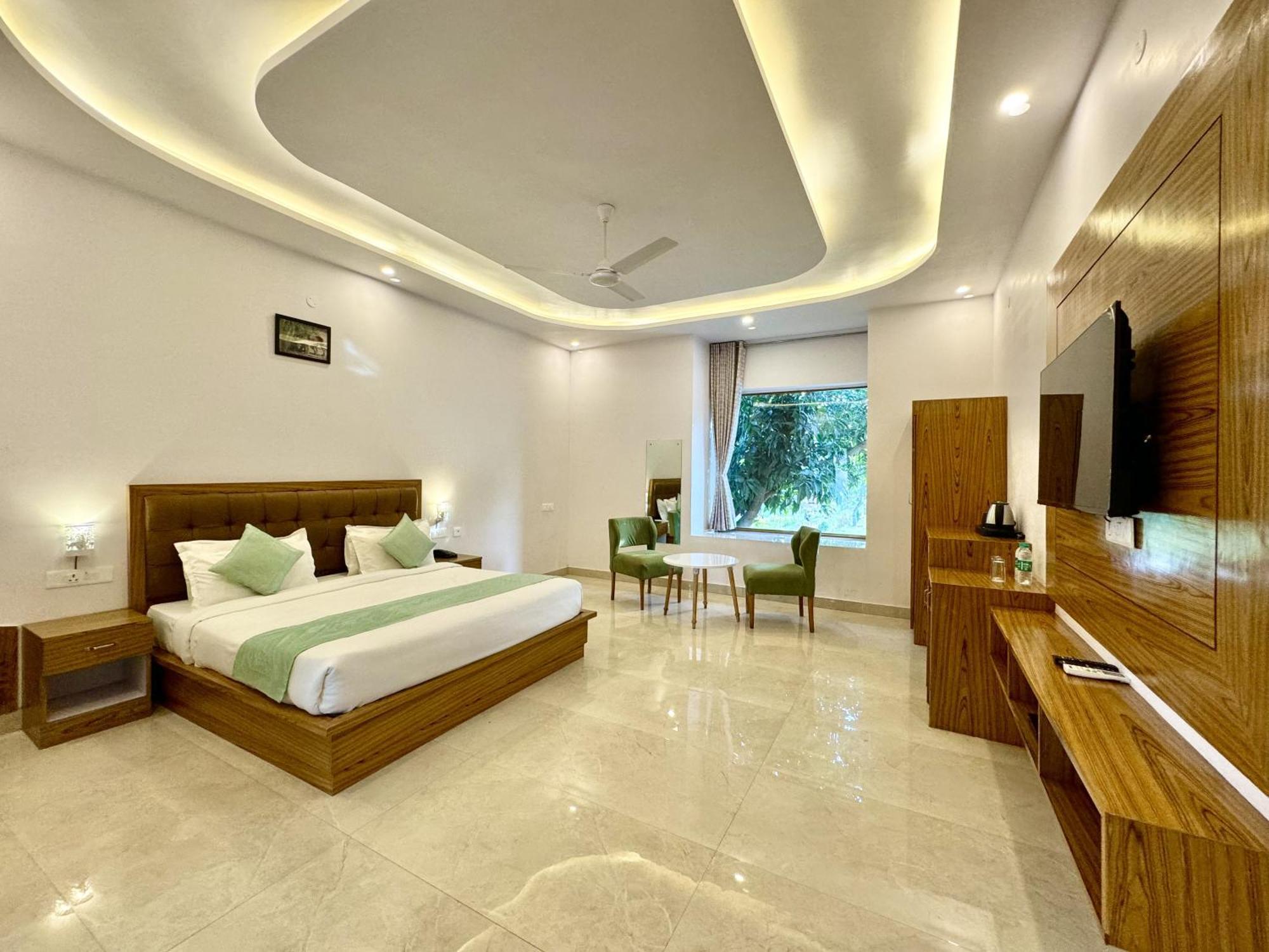 The White Oak Corbett Spa & Resort Рамнагар Екстериор снимка