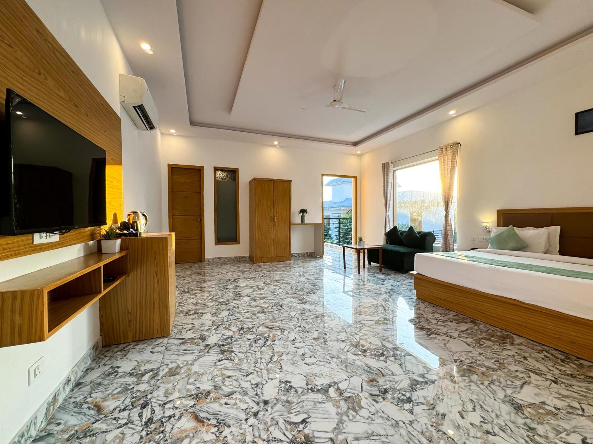 The White Oak Corbett Spa & Resort Рамнагар Екстериор снимка