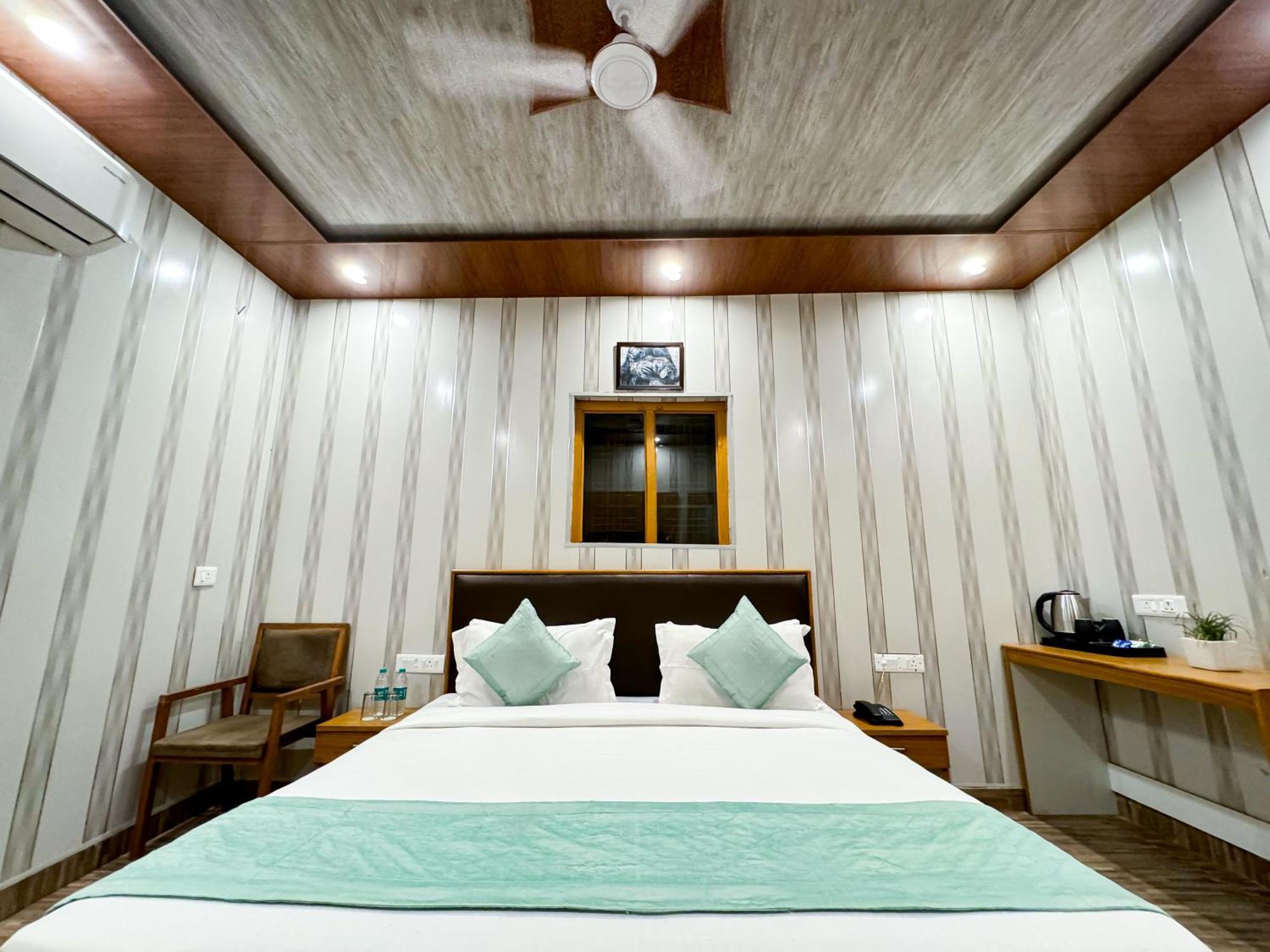 The White Oak Corbett Spa & Resort Рамнагар Екстериор снимка