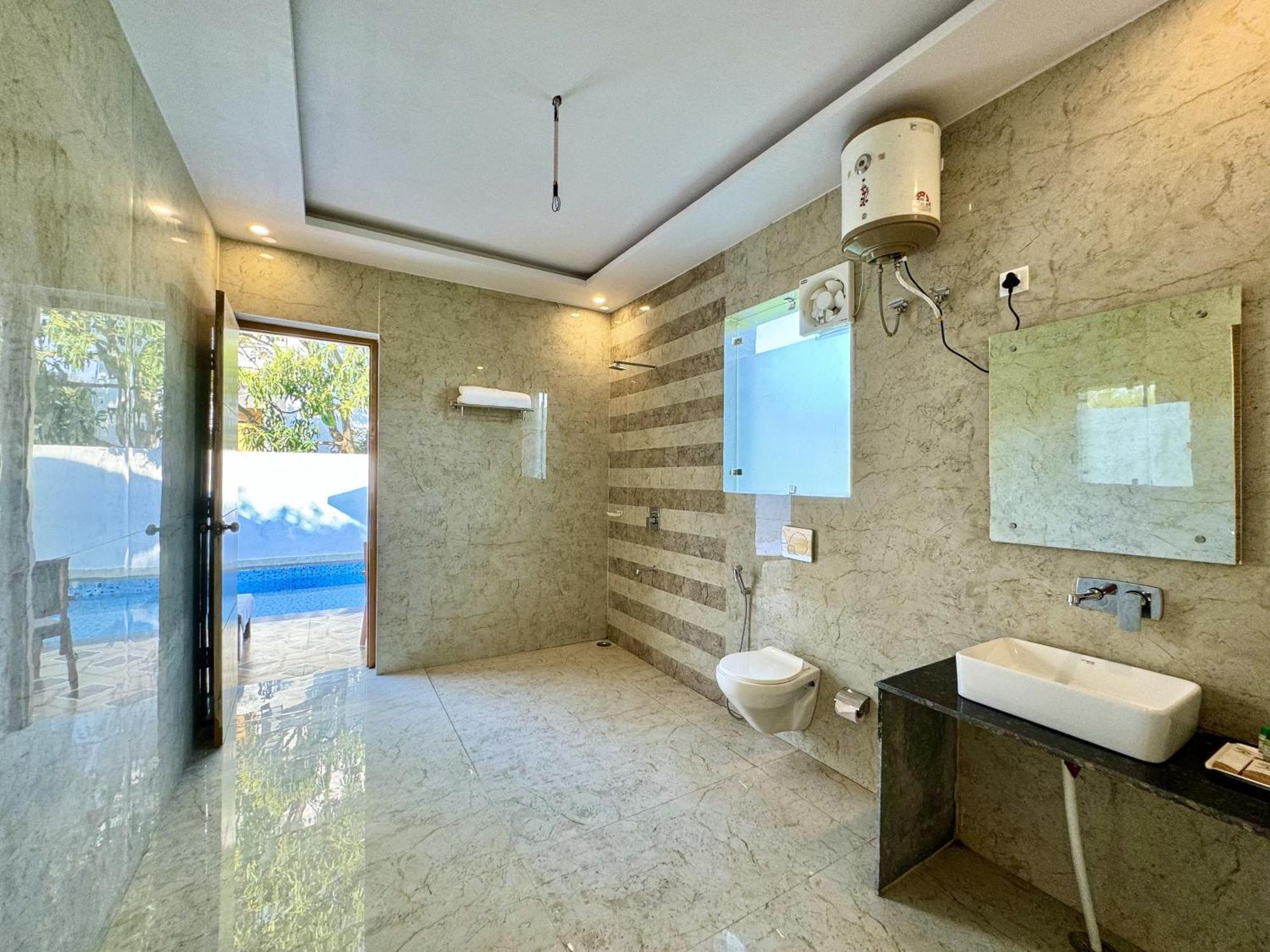 The White Oak Corbett Spa & Resort Рамнагар Екстериор снимка
