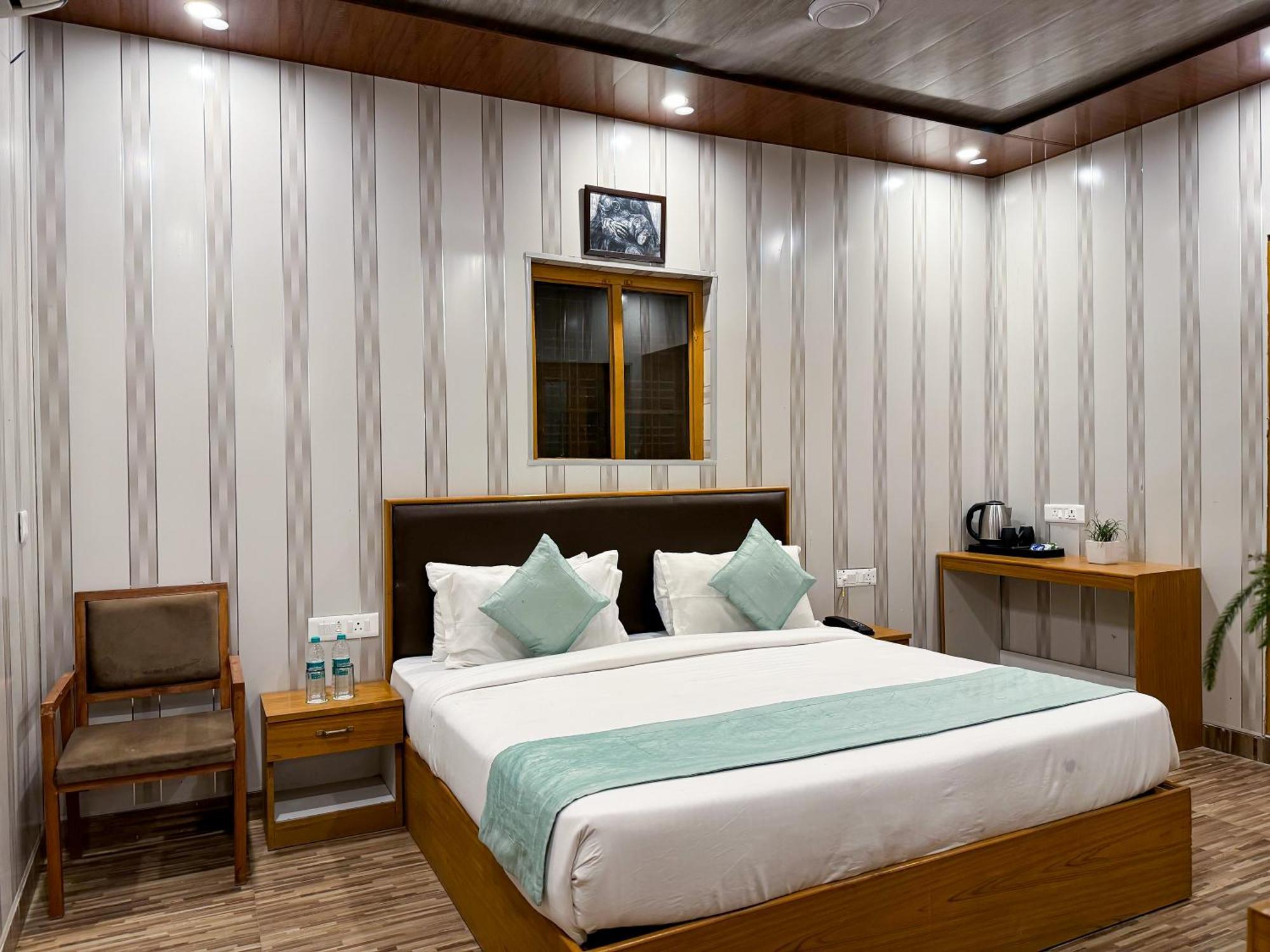 The White Oak Corbett Spa & Resort Рамнагар Екстериор снимка