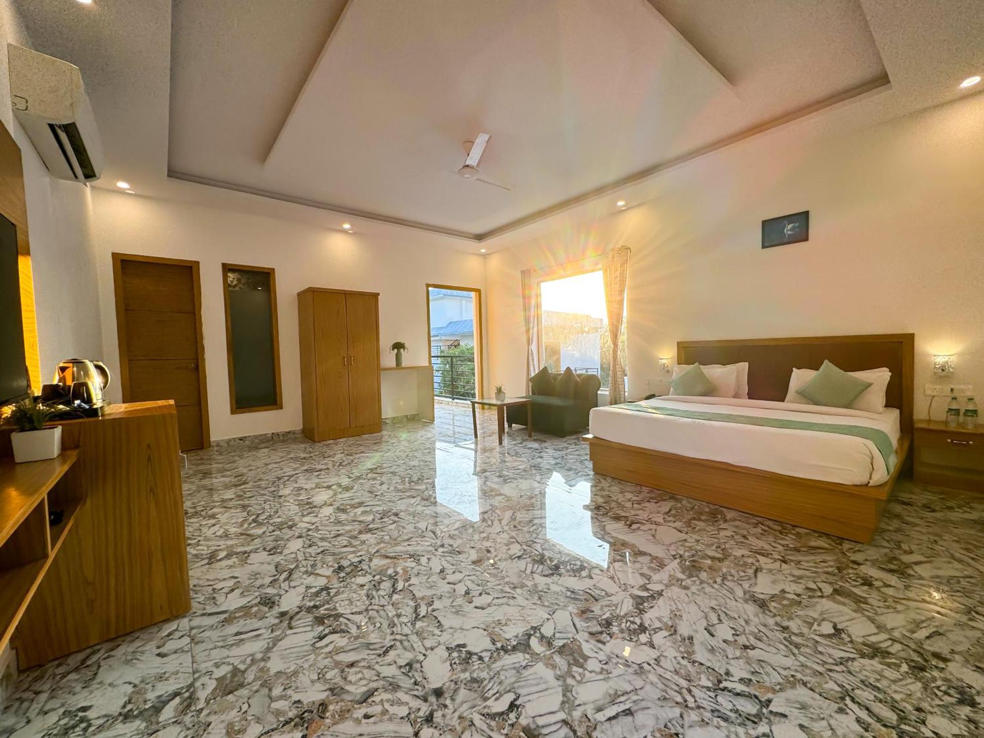 The White Oak Corbett Spa & Resort Рамнагар Екстериор снимка