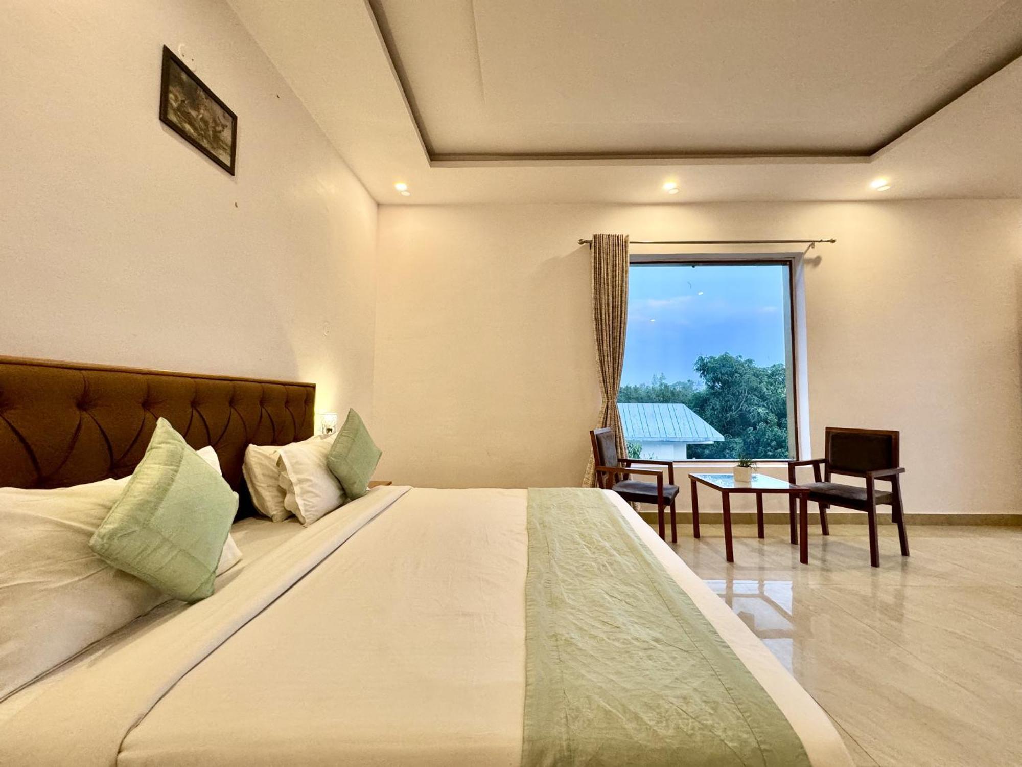 The White Oak Corbett Spa & Resort Рамнагар Екстериор снимка