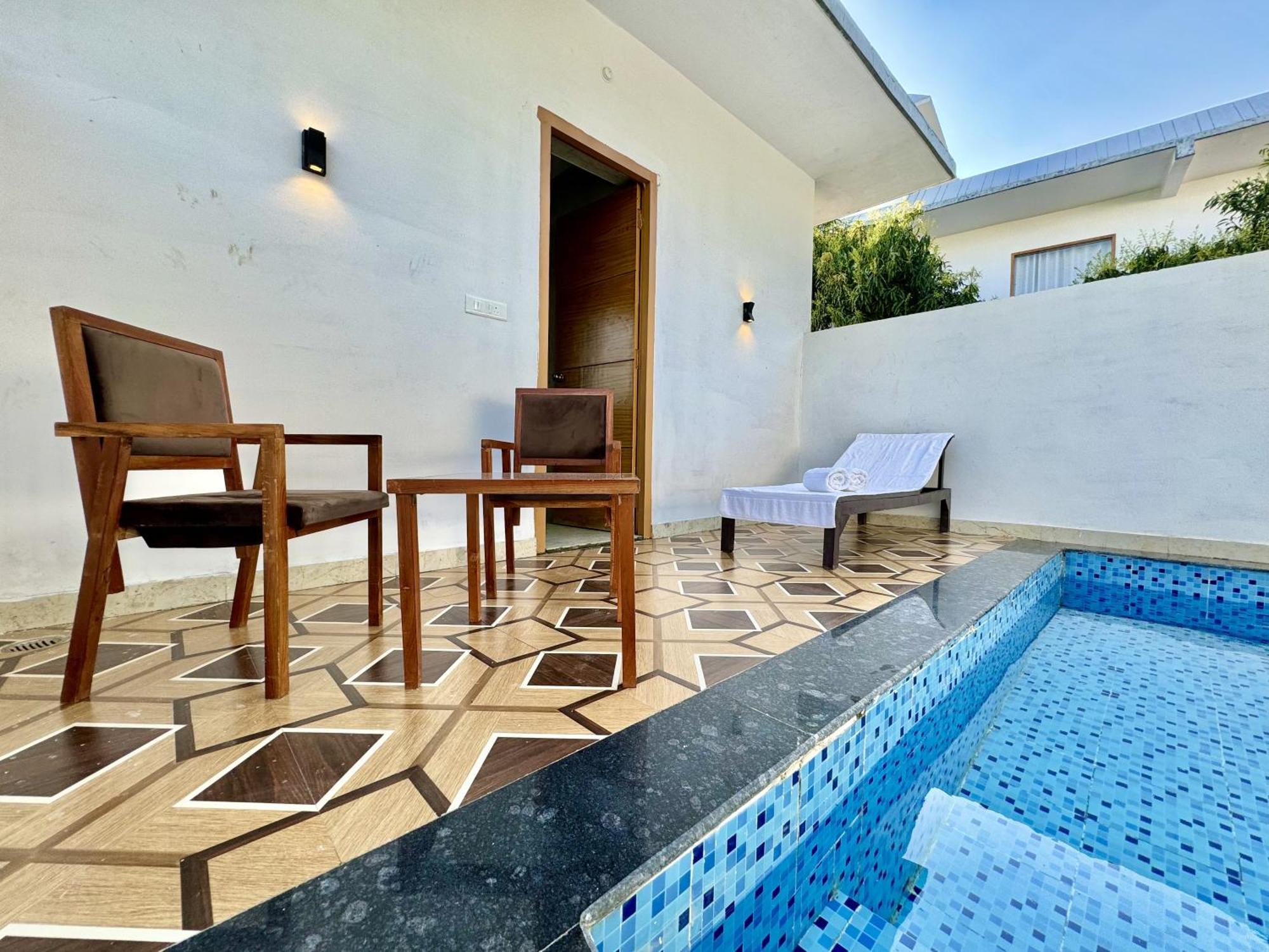The White Oak Corbett Spa & Resort Рамнагар Екстериор снимка